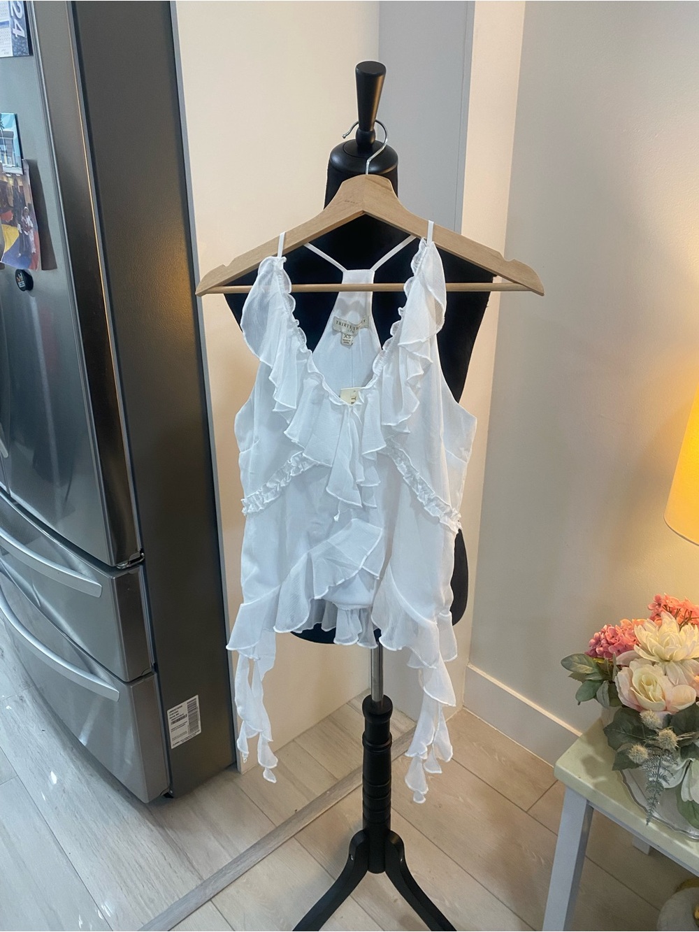 Lightweight White Ruffle V-Neck Camisole